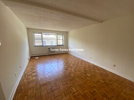 269 Harvard St, Unit 27 in Cambridge, MA - Building Photo