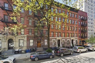 518 E 83rd St in New York, NY - Building Photo - Building Photo