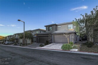 11689 Bearpaw Meadow Ave in Las Vegas, NV - Building Photo - Building Photo