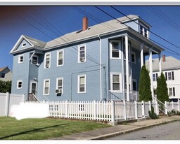 21 Norwell St, Unit 2nd Floor in Dartmouth, MA - Building Photo