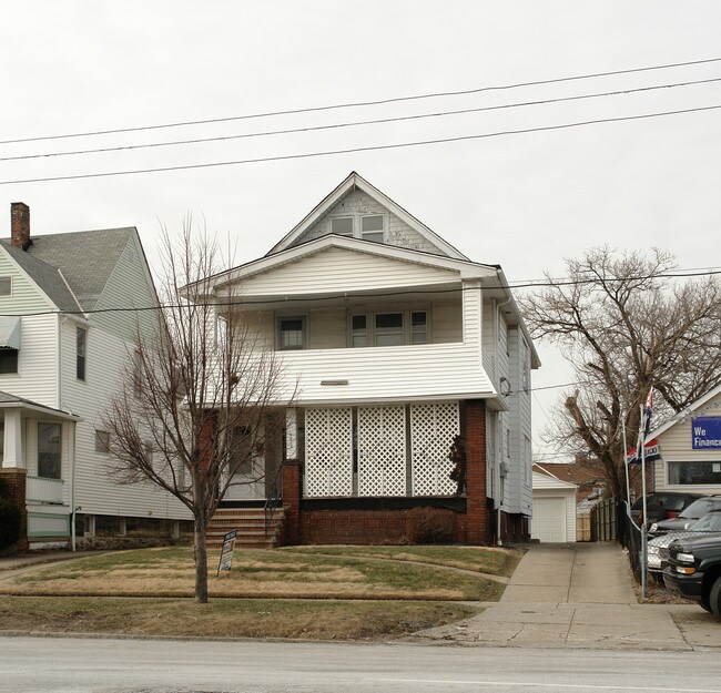 4818 Pearl Rd in Cleveland, OH - Building Photo - Building Photo