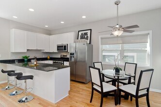 1547 W George St in Chicago, IL - Building Photo - Building Photo