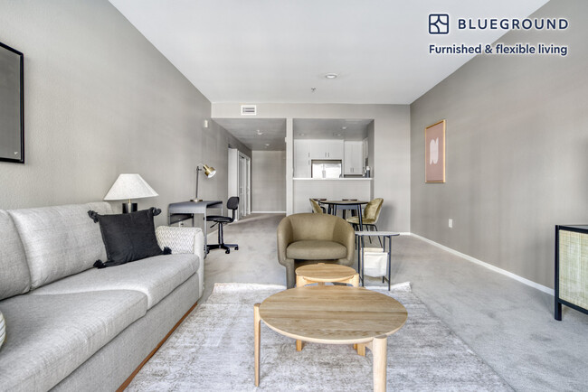 367 Santana Row, Unit FL2-ID630 in San Jose, CA - Building Photo - Building Photo