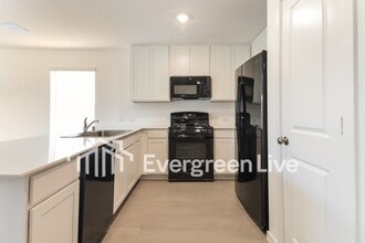 6724 Haines Dr in Princeton, TX - Building Photo - Building Photo