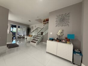 10775 NW 81st Ln in Doral, FL - Building Photo - Building Photo