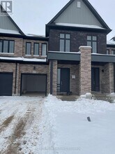 125 Manuel St in Stratford, ON - Building Photo - Building Photo