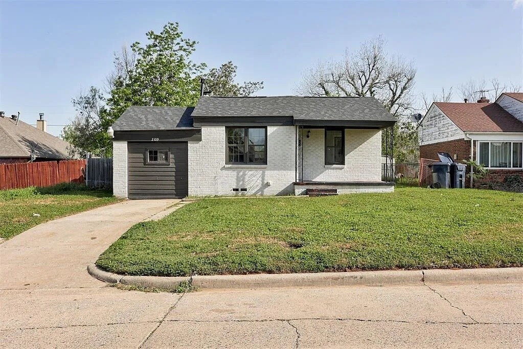 2109 NE 15th St in Oklahoma City, OK - Building Photo