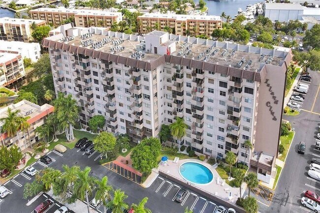 777 S Federal Hwy in Pompano Beach, FL - Building Photo - Building Photo