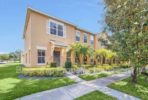 13357 Harbor Shore Ln in Winter Garden, FL - Building Photo