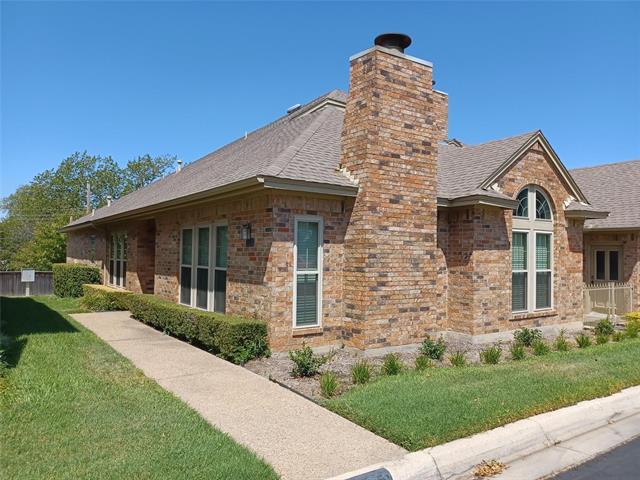 1231 Wooded Trail in Hurst, TX - Building Photo