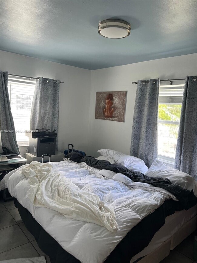 7595 SW 28th Street Rd