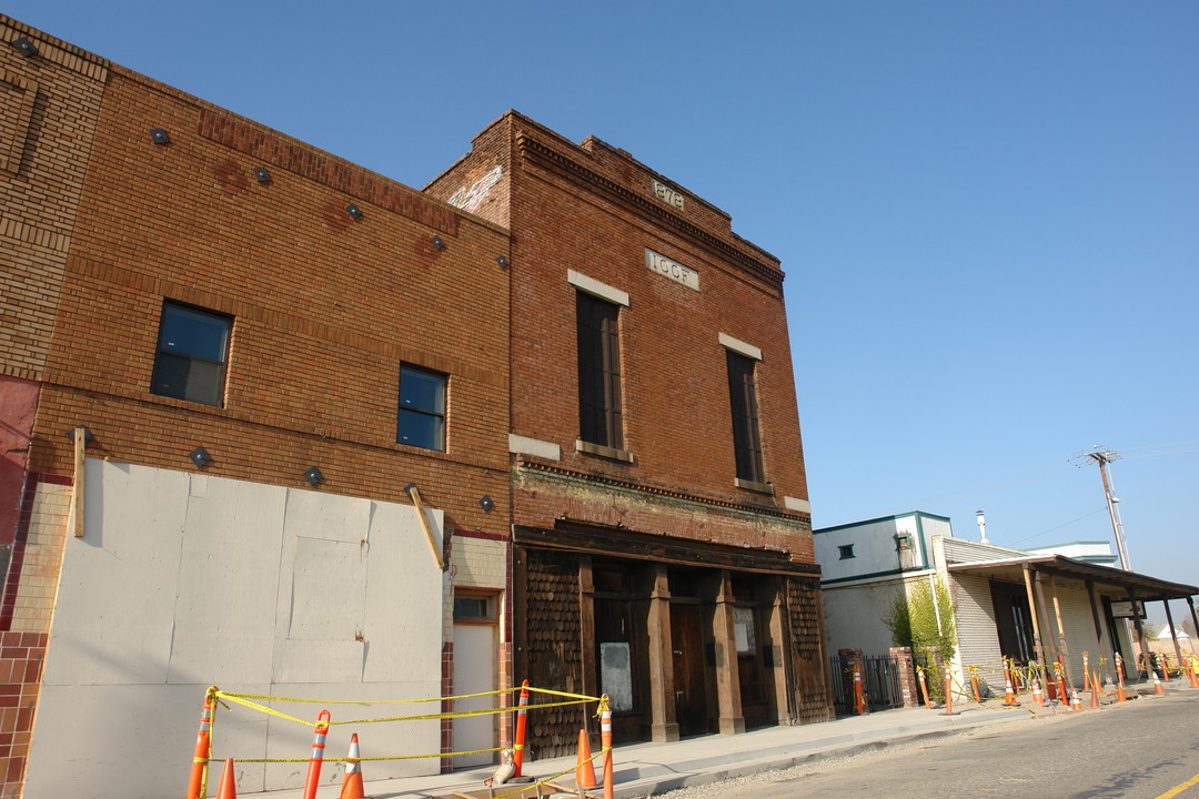 112 Pacific St in Roseville, CA - Building Photo