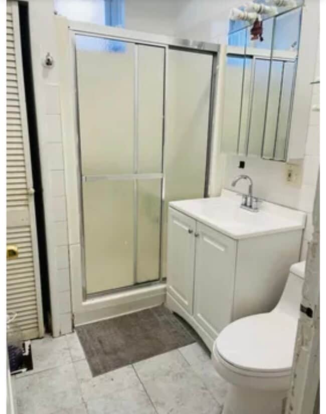 2406 N Bernard St, Unit #1 in Chicago, IL - Building Photo - Building Photo