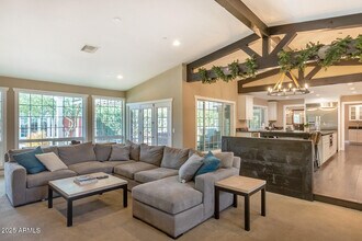 12140 N 76th Ct in Scottsdale, AZ - Building Photo - Building Photo