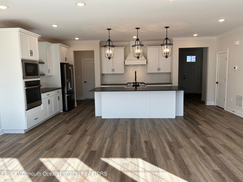 3007 Quail Rdg Blvd in Wall, NJ - Building Photo