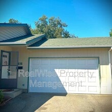 1616 SW K St in Grants Pass, OR - Building Photo - Building Photo