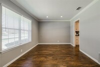 320 N Wood Dr in McKinney, TX - Building Photo - Building Photo