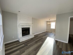 13918 SW Wyandotte Dr in Huntsville, AL - Building Photo - Building Photo