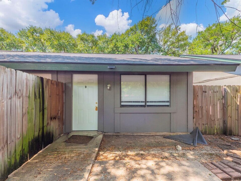 5215 Tahoe Trail in Austin, TX - Building Photo