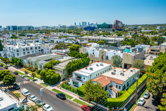 849 N Alfred St in Los Angeles, CA - Building Photo - Primary Photo