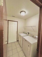 1304 Commerce Dr in Norman, OK - Building Photo - Building Photo