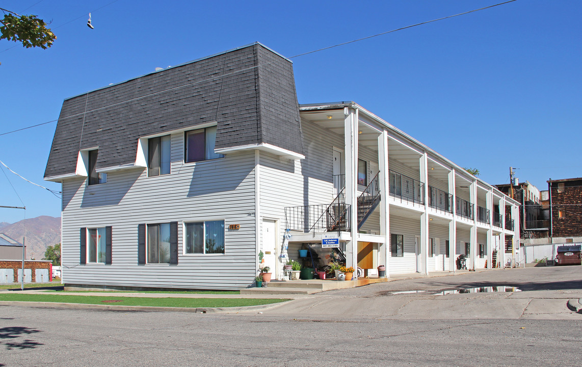 Date St N & 3rd St in Tooele, UT - Building Photo