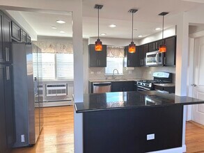 2800 N 72nd Ct in Elmwood Park, IL - Building Photo - Building Photo