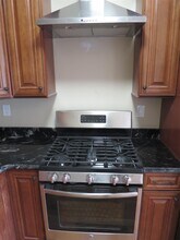 1121 Broadway, Unit 3 in Somerville, MA - Building Photo - Building Photo