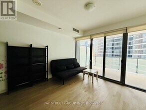 57 St Joseph St in Toronto, ON - Building Photo - Building Photo