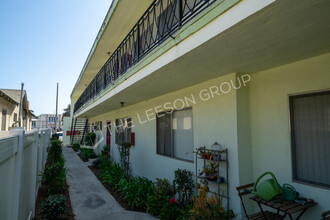 3723 E 8th St in Long Beach, CA - Building Photo - Building Photo