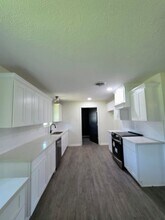 2386 Wilson Rd in Lake Charles, LA - Building Photo - Building Photo