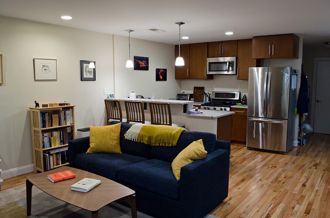 3547 10th St NW, Unit B in Washington, DC - Building Photo