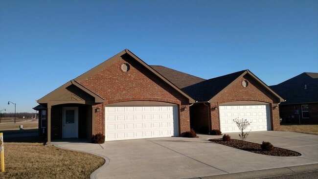 property at 1461 W Daniel Dr