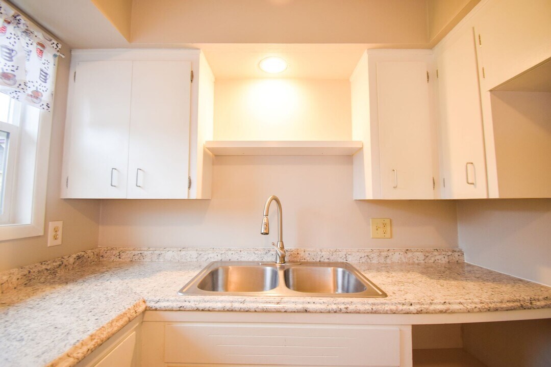 3129-3133 19th Pl in Forest Grove, OR - Foto de edificio