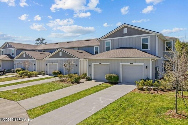 property at 943 Capitol Pkwy
