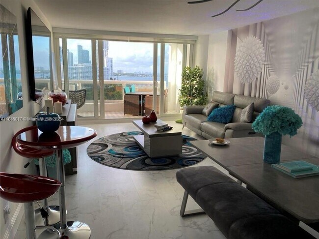 property at 1717 N Bayshore Dr