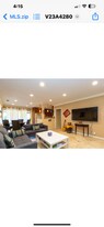 7766 N Glenoaks Blvd in Burbank, CA - Building Photo