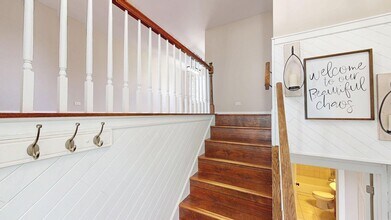 304 Jackson St in Bartlett, IL - Building Photo - Building Photo