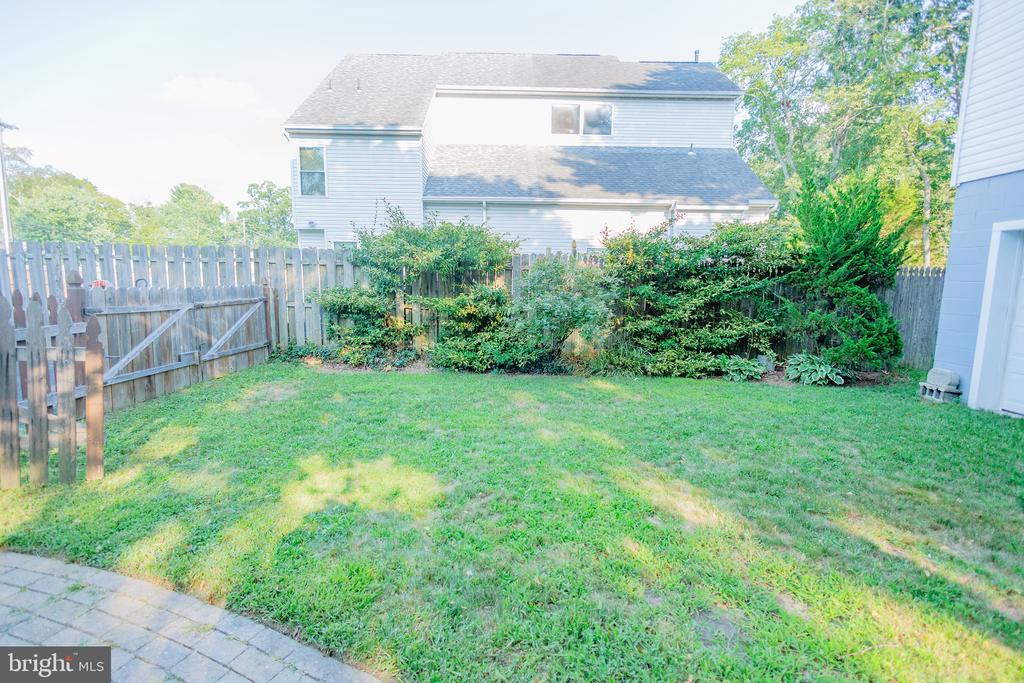 210 Deptford Rd in Glassboro, NJ - Building Photo