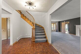 175 S Harrison Ave in Aurora, IL - Building Photo - Building Photo