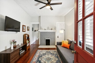 474 Kelly St SE, Unit B in Atlanta, GA - Foto de edificio - Building Photo