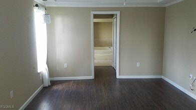 4145 SW 9th Ave in Cape Coral, FL - Building Photo - Building Photo