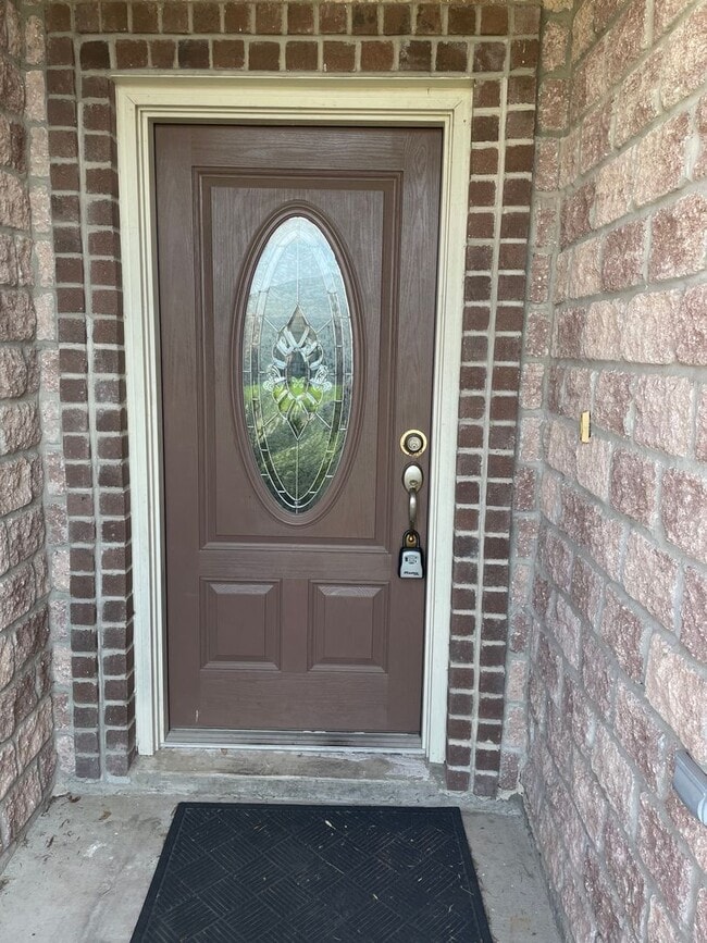 property at 2002 Brook Ln