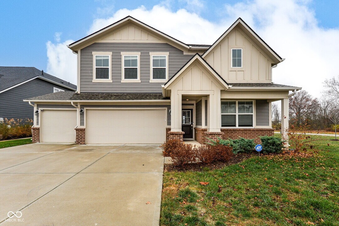 5043 Maddox Ln in Lebanon, IN - Building Photo