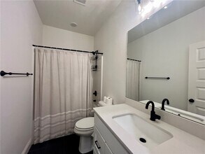 3006 S 14th Pl in Rogers, AR - Building Photo - Building Photo