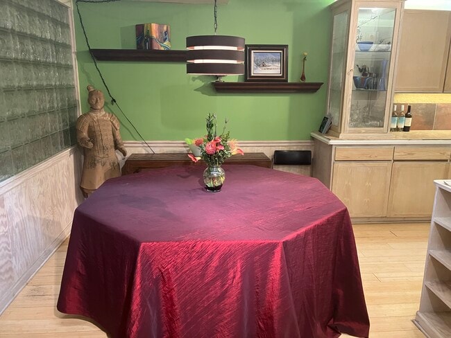 2201 W Cortez St, Unit Garden