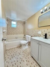 1715 N 16th Ave in Hollywood, FL - Building Photo - Building Photo