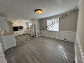 2116 Tarlton Dr in Matthews, NC - Building Photo - Building Photo