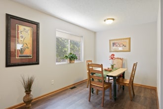 619-625 Snelling Ave N in St. Paul, MN - Foto de edificio - Building Photo