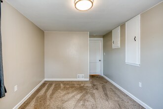 127 E 14th St in Port Angeles, WA - Building Photo - Building Photo